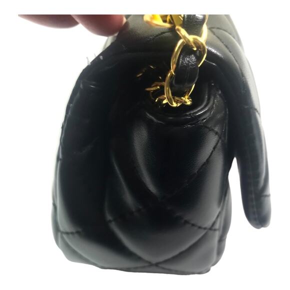 Fashion Design Black Quilted Gold Chain Crossbody / Shoulder Bag - Picture 7 of 15